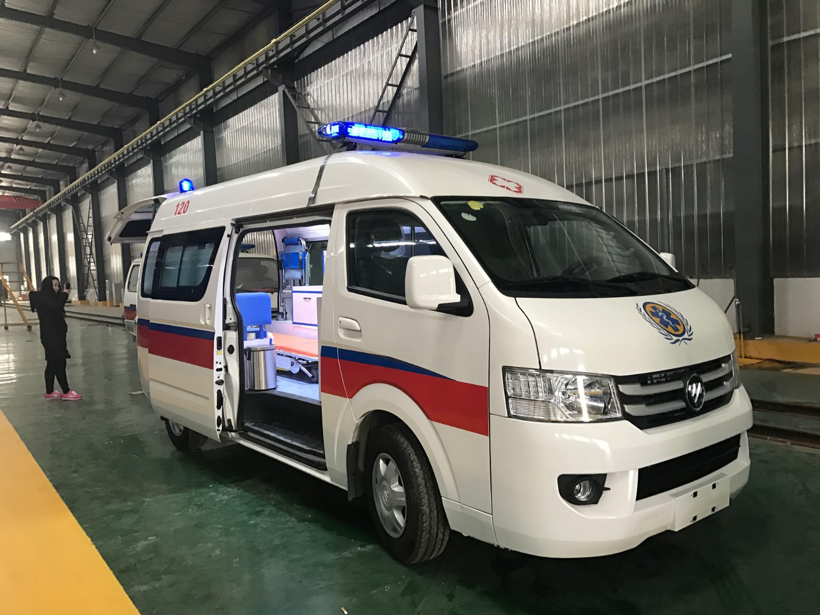 三沙救护车转院